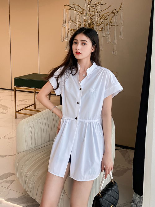 清涼夏日，時尚女裝 您值得擁有的穿搭藝術